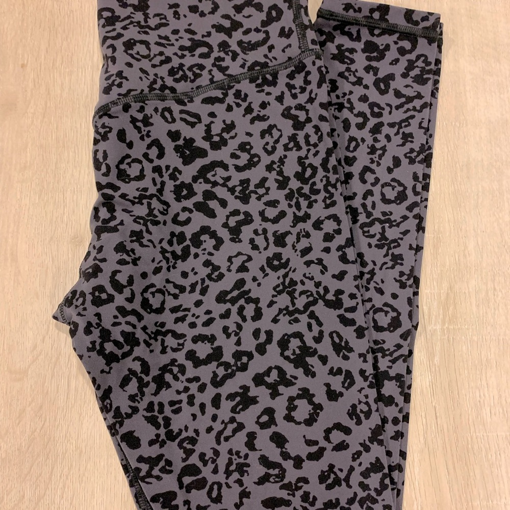 ATHLETA  High Rise Tights - Small - Picture 2 of 3